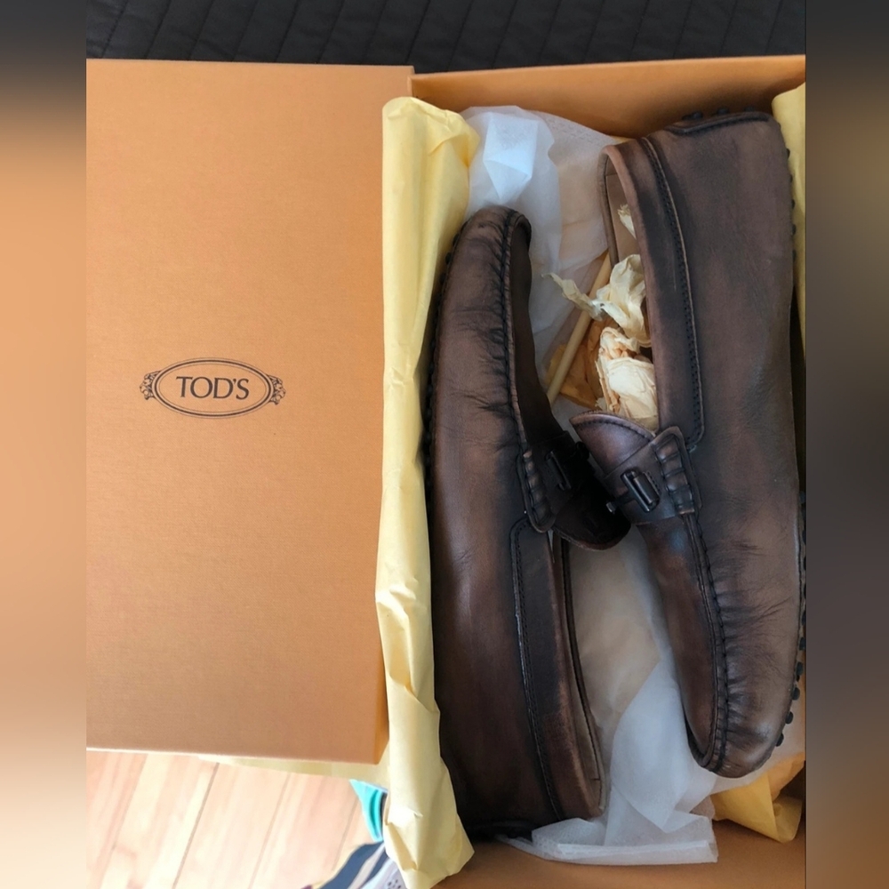 TOD'S Gommino Leather Driver Loafers (US 9 / UK 8) - EUC